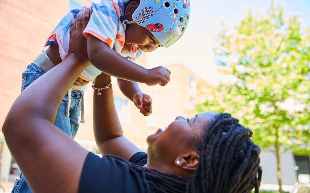 sealy-rmhc-mother-child